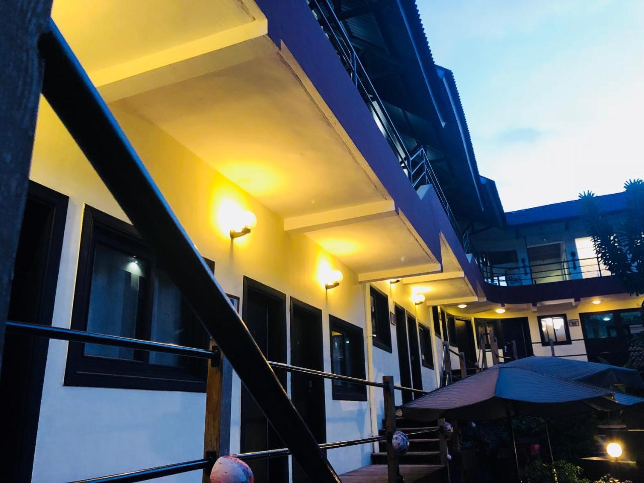 Detente Hotel Abidjan Exterior foto